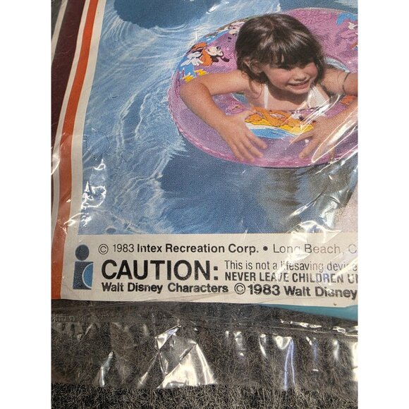 The Wet Set Walt Disney 24" Inflatable Swim Ring Vtg Mickey & Friends 1983 - Picture 2 of 5
